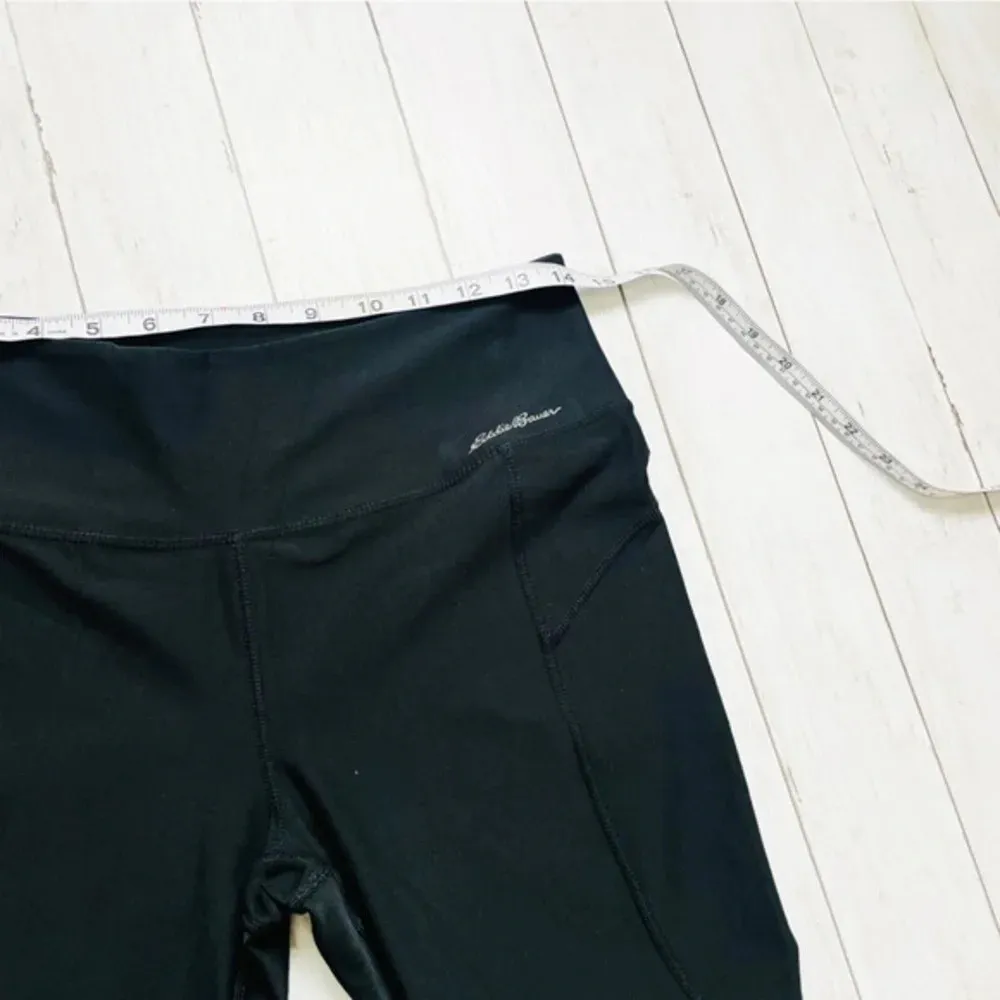 Eddie‎ Bauer Black Cropped Leggings Sized Medium - Image 6