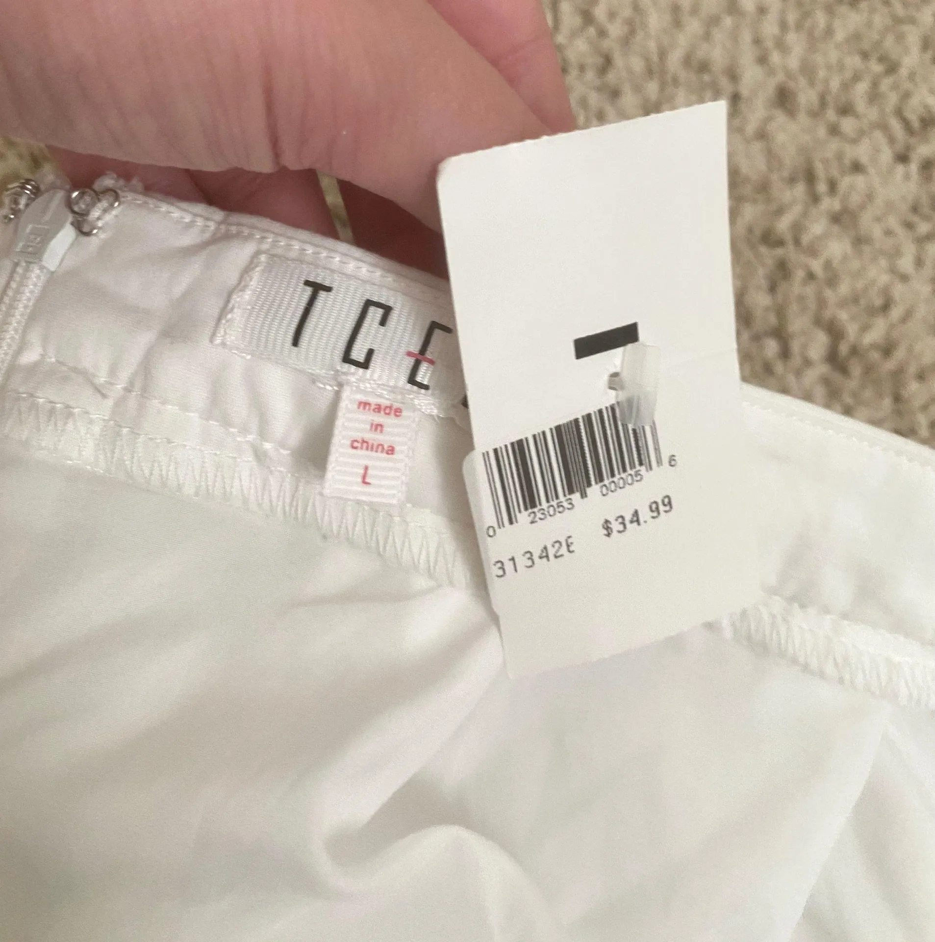 TCEC White Bubble Skirt - Image 3