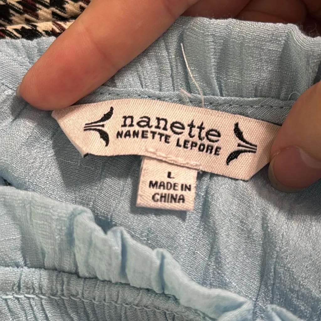 Nanette Lepore Mock Neck Smocked Sleeveless Ruffle Trim Baby Blue Blouse size L - Image 8