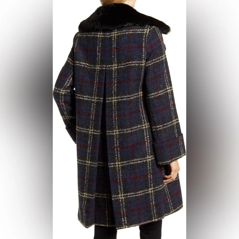 Women’s Sam Edelman charcoal plaid bouclé wool blend faux fur trim coat size 14 - Image 2