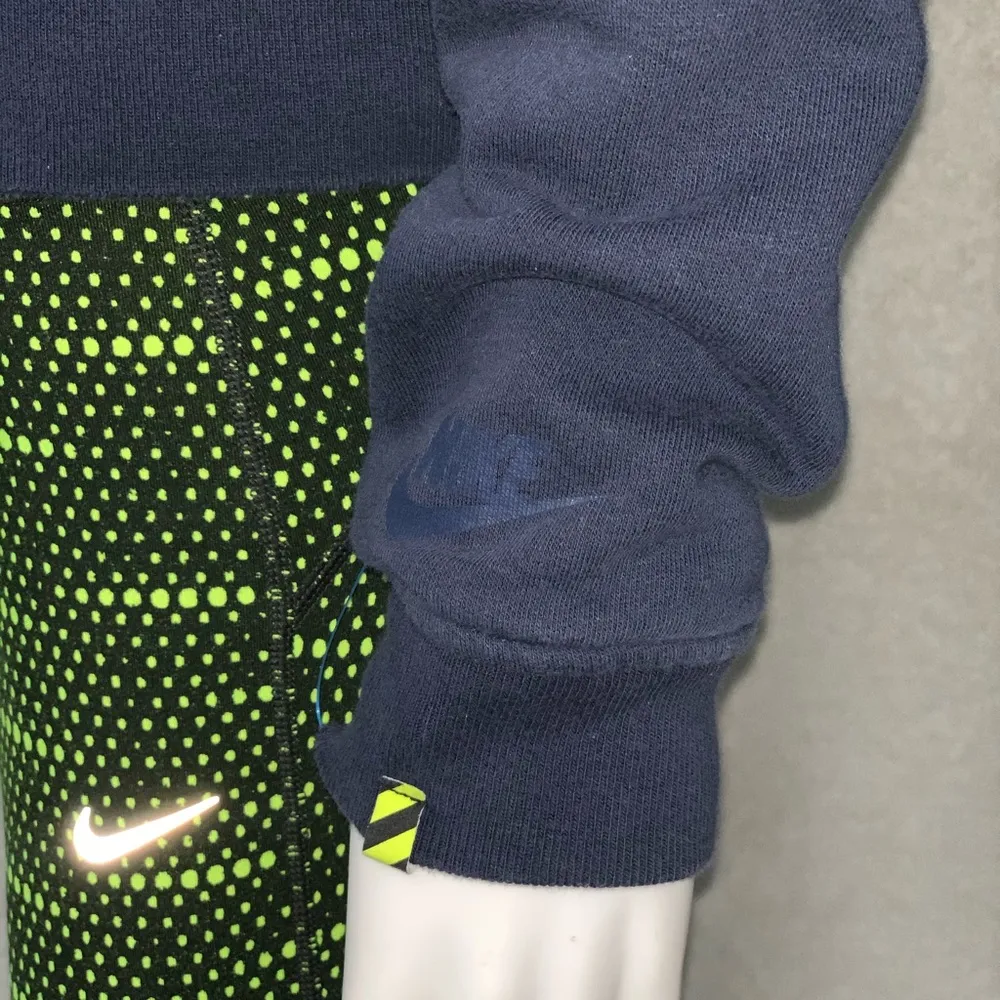 NIKE Women's Funnel-Neck 1/2-Zip Sport Top - Image 6