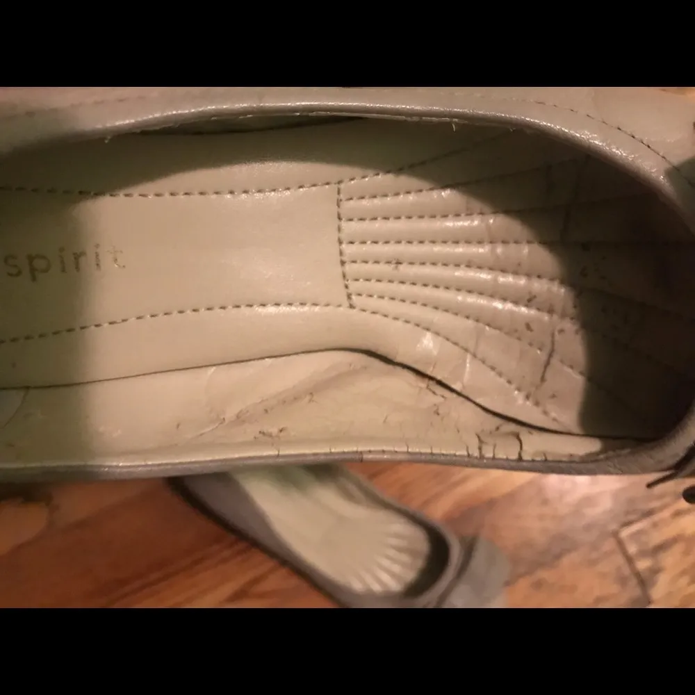 Easy spirit beige heels - Image 8