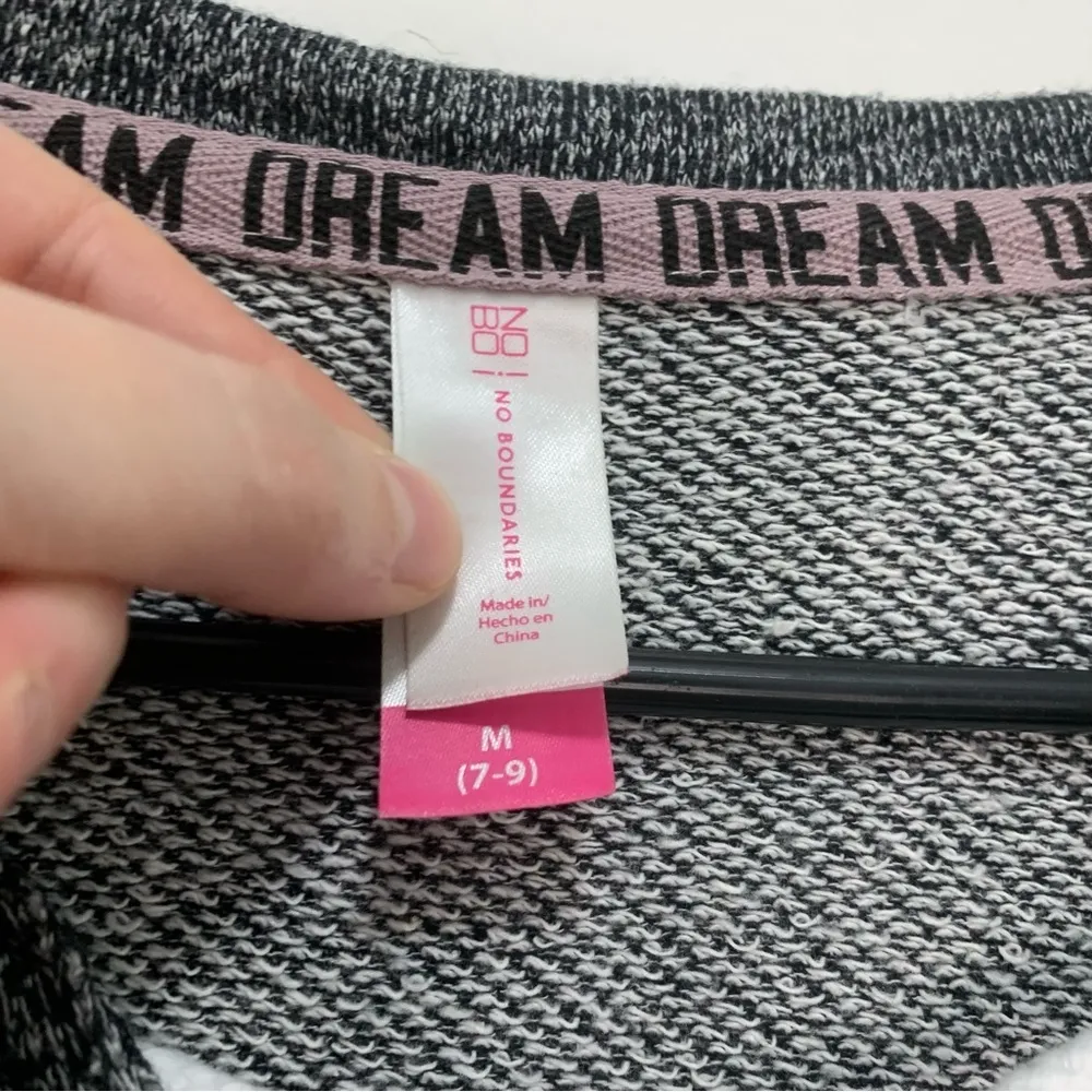 No Boundaries Grey Dream Long Sleeve Top Size Medium Juniors - Image 7