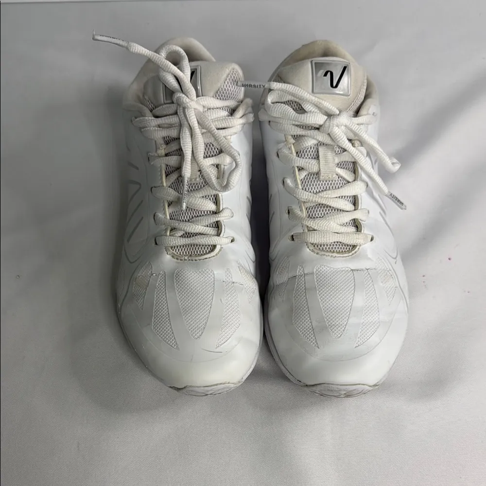 Varsity White Athletic Shoes with Minimalist Design - Image 2