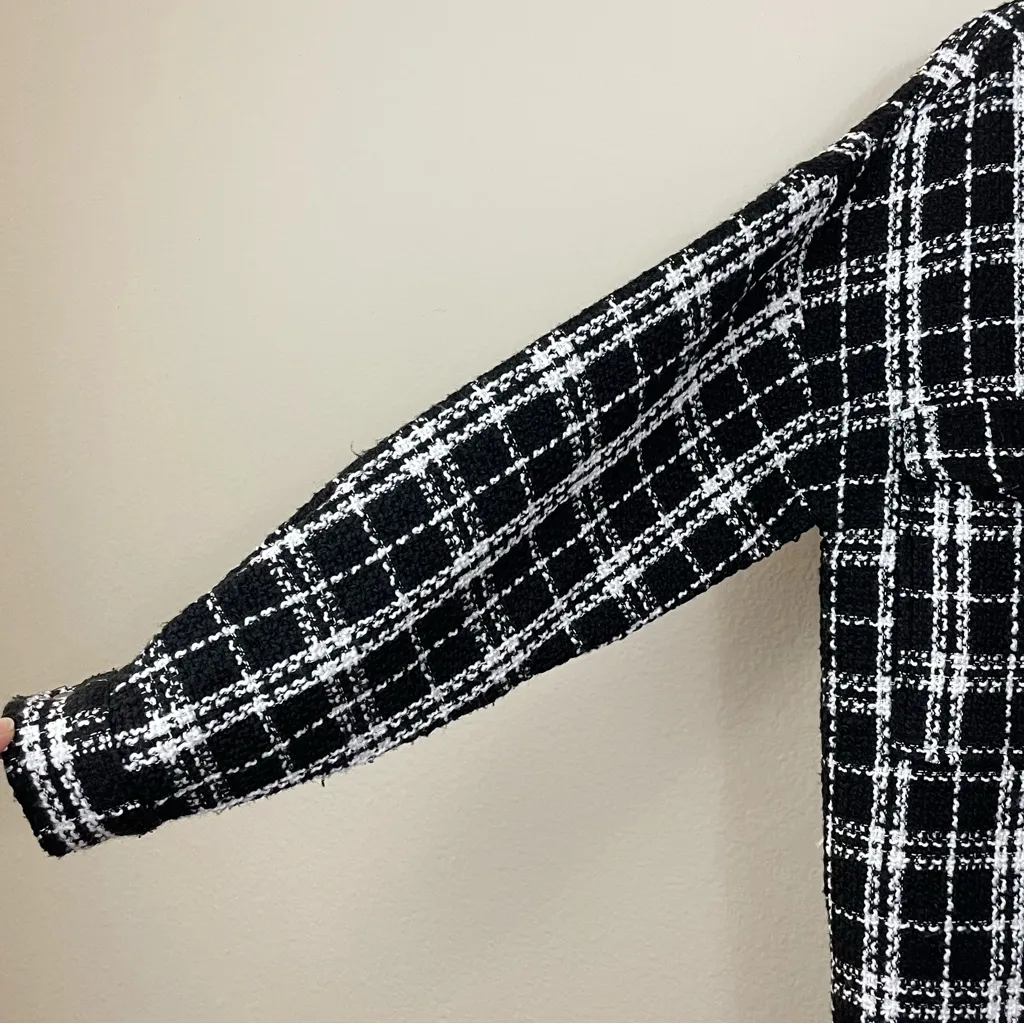 NATIVE‎ DAUGHTERS Black Plaid Oversized Frayed Shirt Jacket Shacket Size Small - Image 5