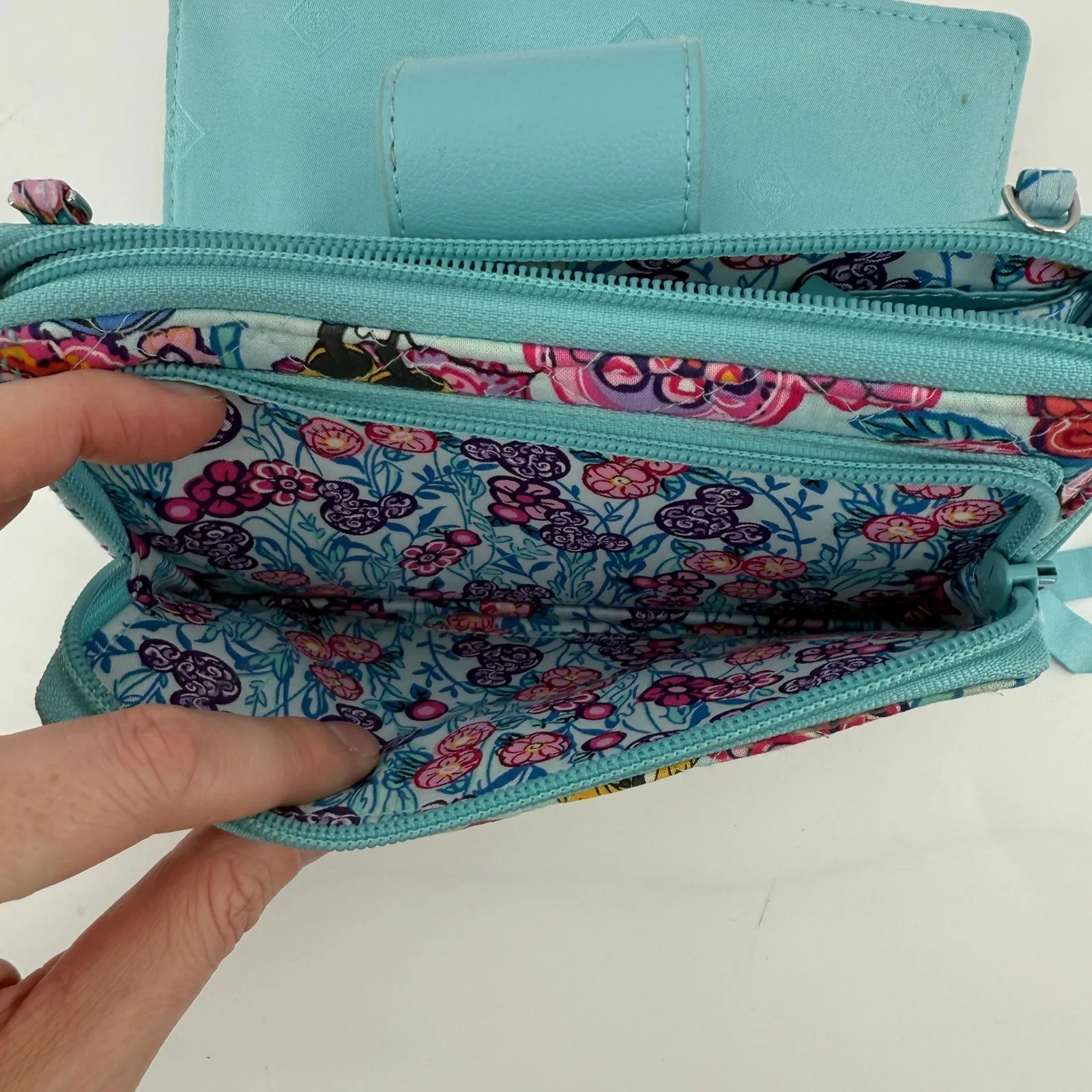 Vera Bradley Disney RFID Deluxe All Together Crossbody Mickey's Colorful Garden - Image 9