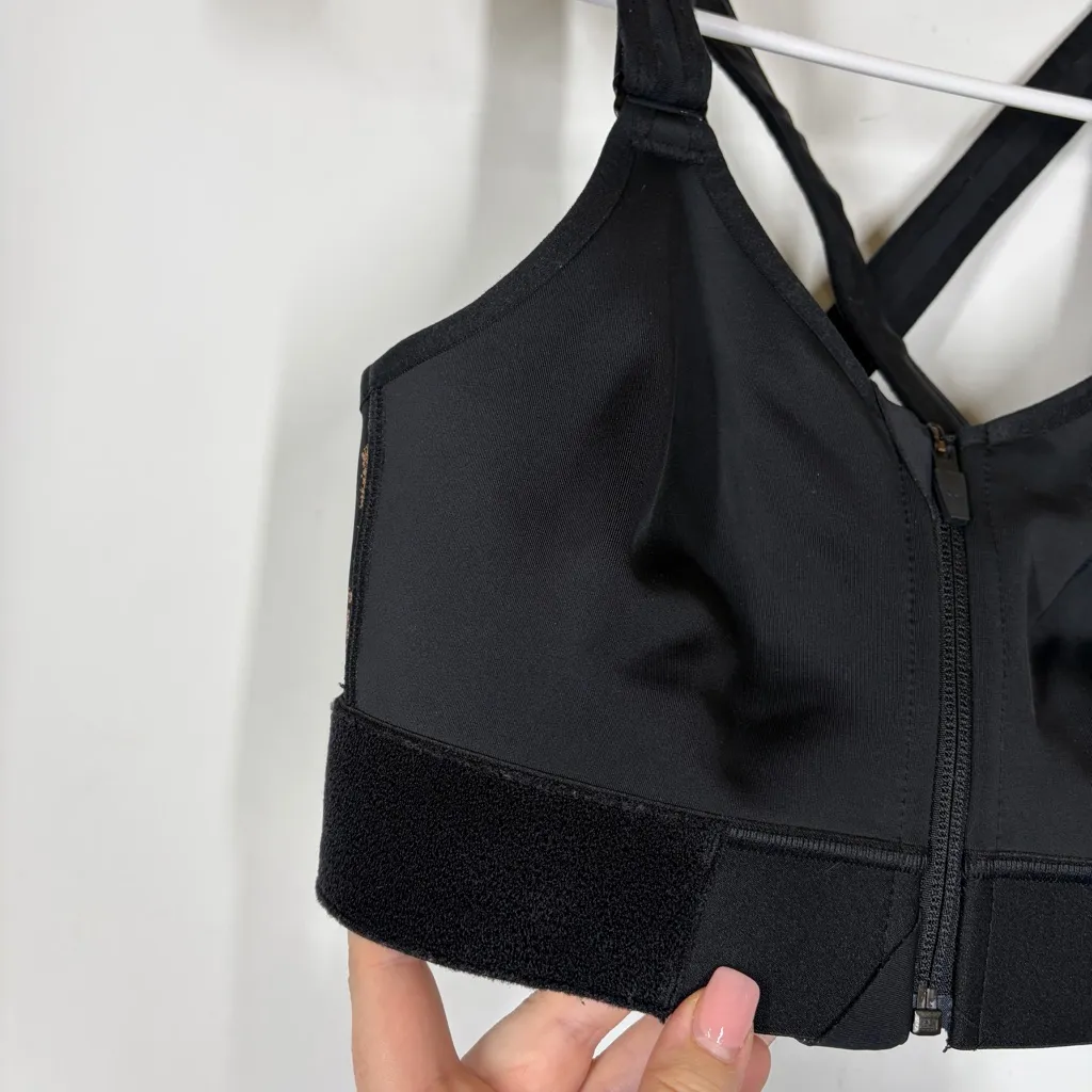 Shefit Flex Sports Bra Size Medium Black - Image 6