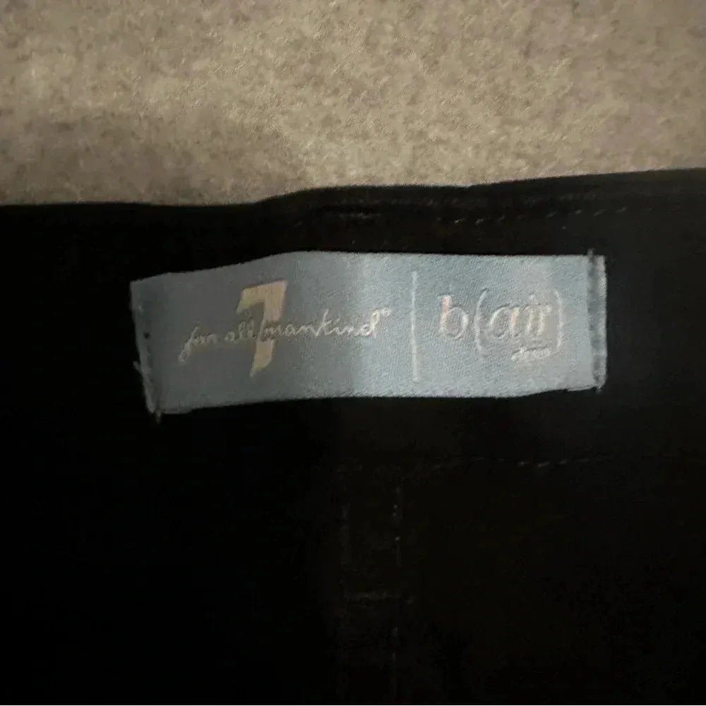 7 for All Mankind b(air) high waist ankle skinny black maroon suede trim size 27 - Image 8