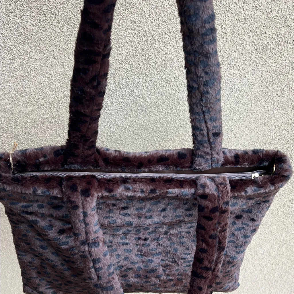 E|N Expressions NYC | Chocolate Brown Faux Fur Leopard Tote Bag - Image 5