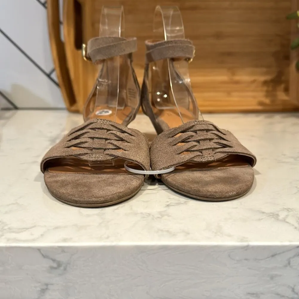 Seychelles Sincere mini Wedge Sandal Taupe suede bohemian chic classic size 7.5 - Image 3