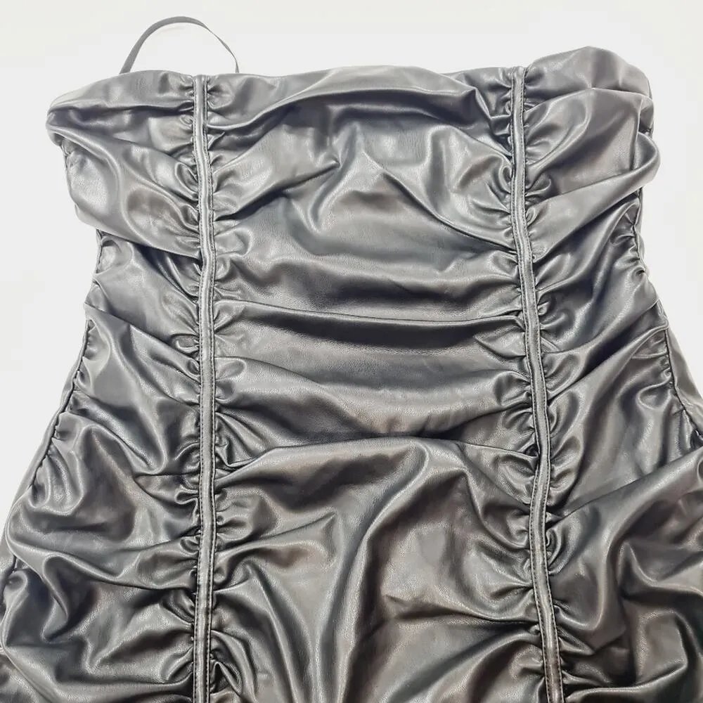 Superdown Lily Ruched Mini Dress in Black Large - Image 4