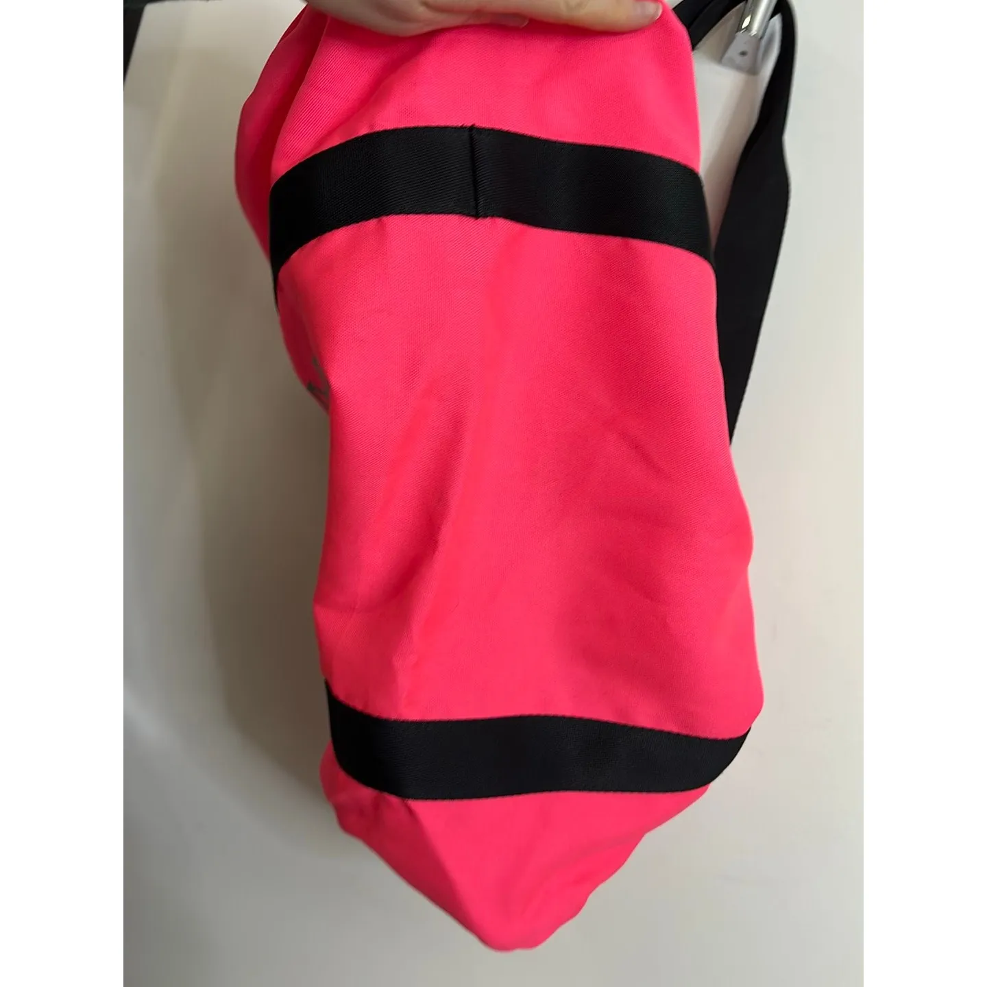 Victoria's Secret PINK Duffle Bag Womens Hot Pink Canvas Black Straps Gym - Image 5