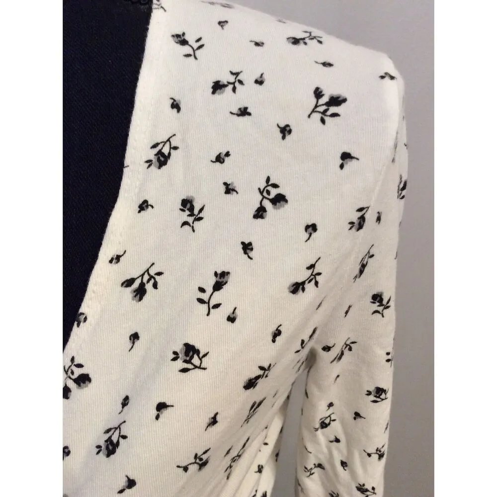 Brandy Melville Floral Coco Ballet Wrap Top Long Sleeve V Neck OS - Image 4