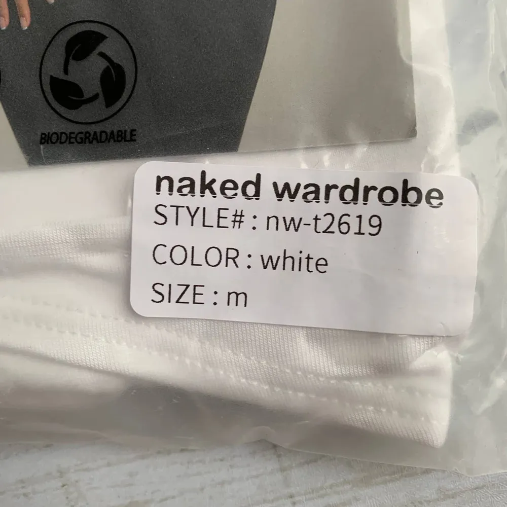 NWT Naked Wardrobe Smooth Side Asymmetrical Crop Top in White - Image 5