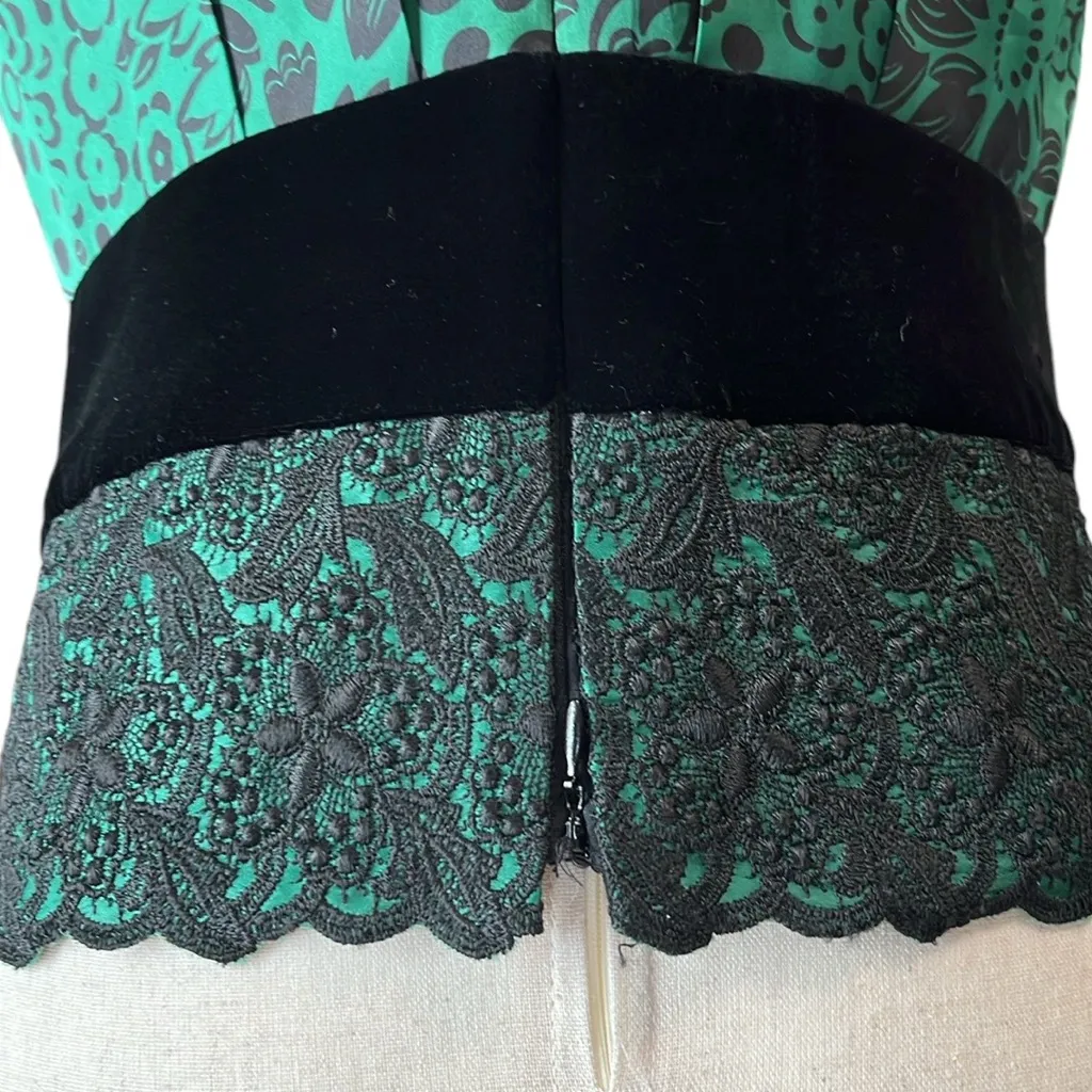 Kay Unger Green Silk Strapless Dress - Image 6