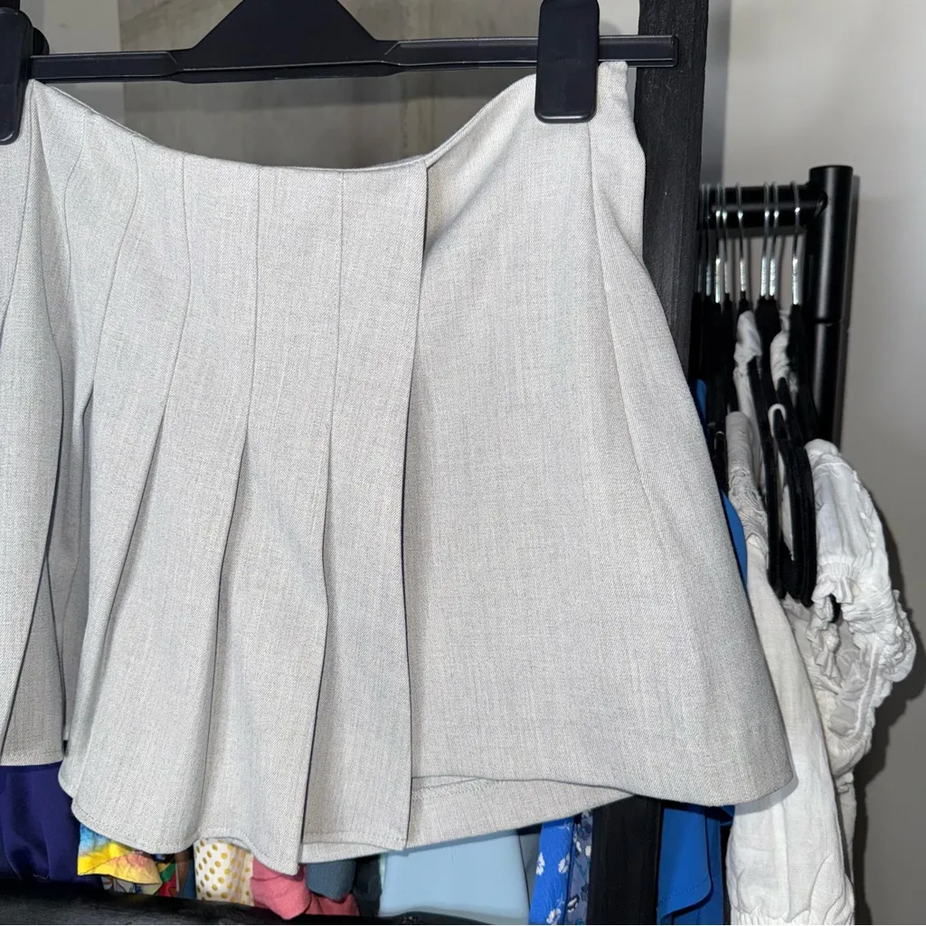 Zara Light Grey Pleated Micro Mini Skort - Image 7