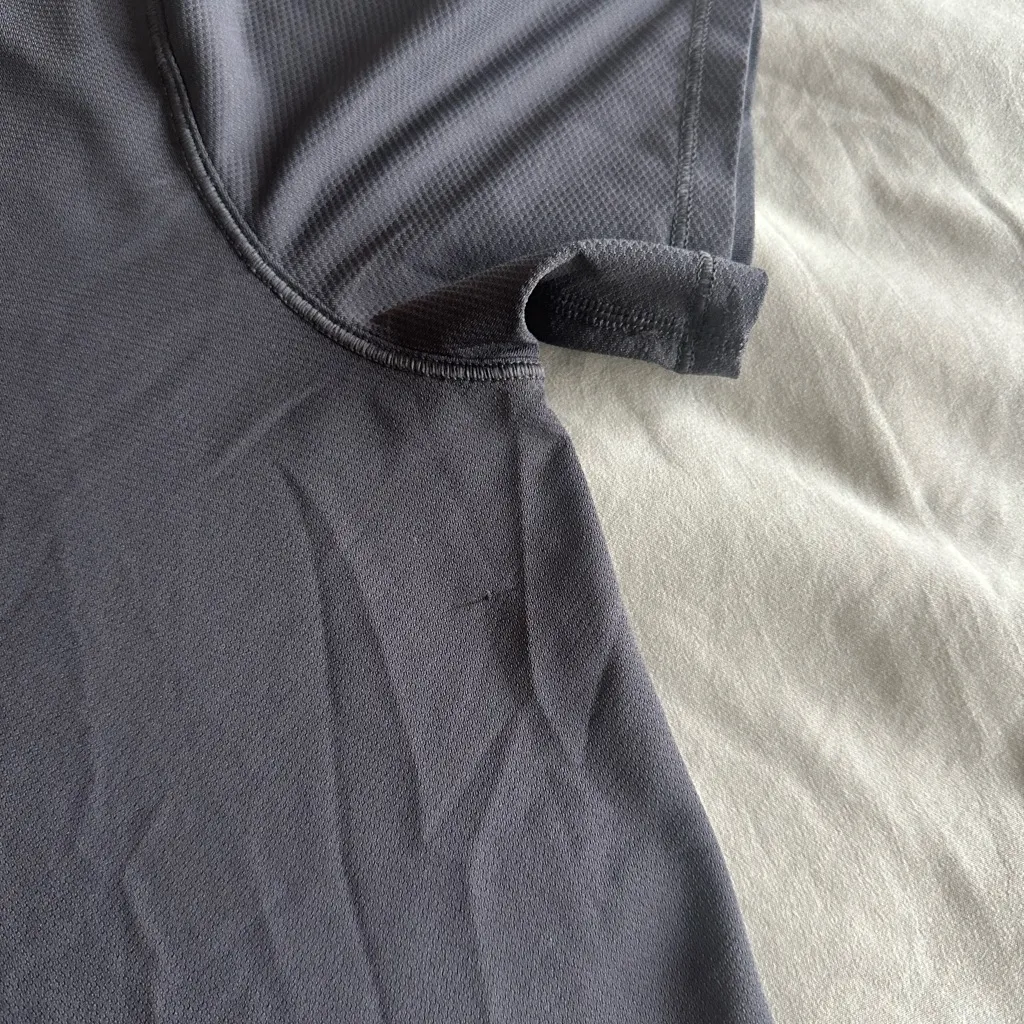 Lululemon  High Neck Running and Training T-Shirt in Grey - Image 6