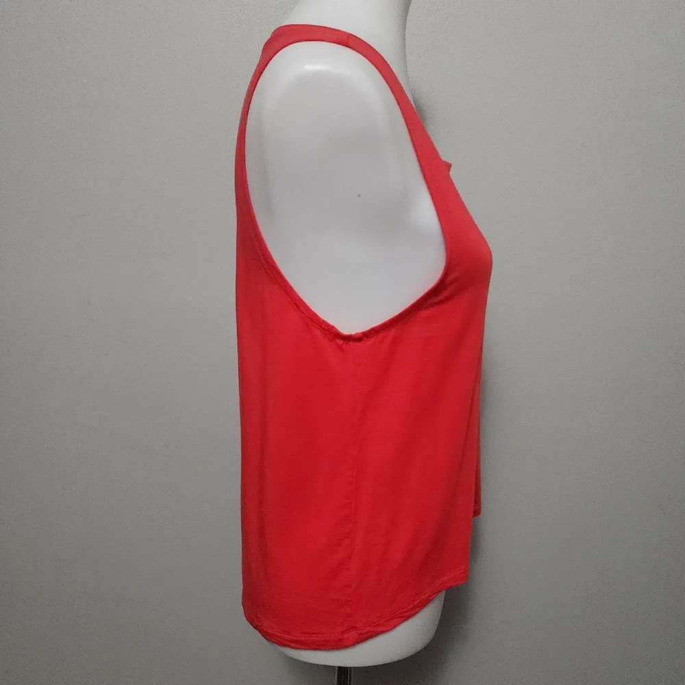Fabletics Loretta Cherry Red Scoopneck Tank Size Small - Image 4