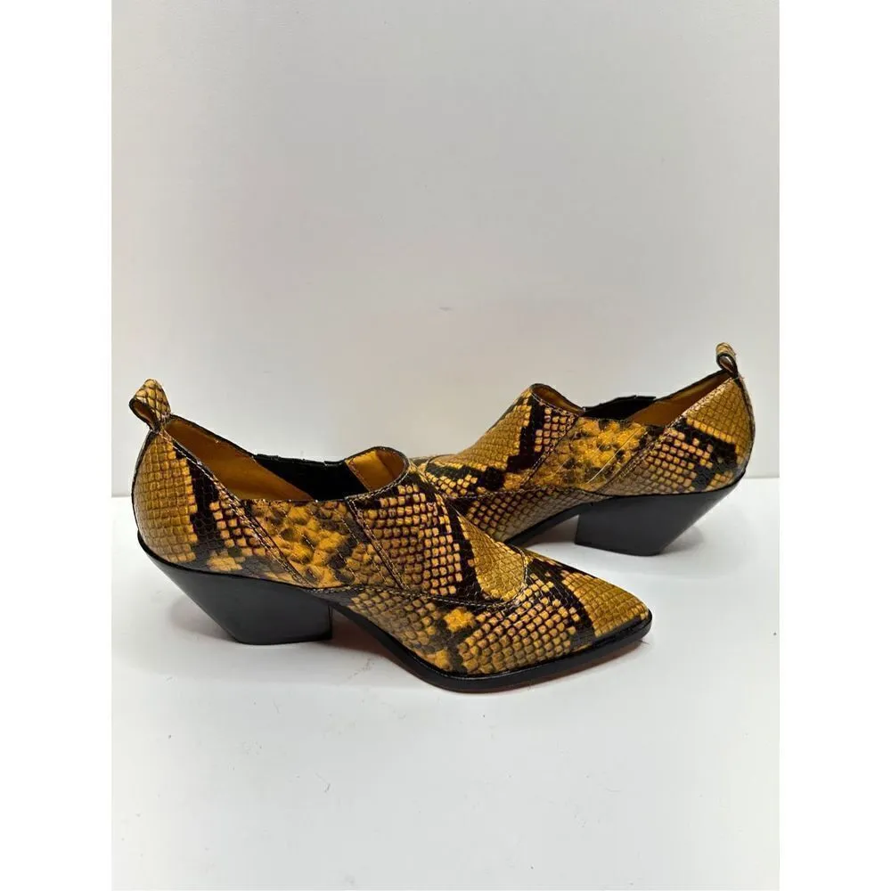 Vince‎ Camuto Jatera Leather Snake Booties Size 6 New - Image 4