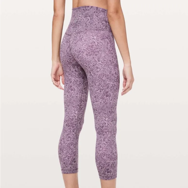 💜Lululemon Align Crop Purple Floral Patterned Leggings - Image 4