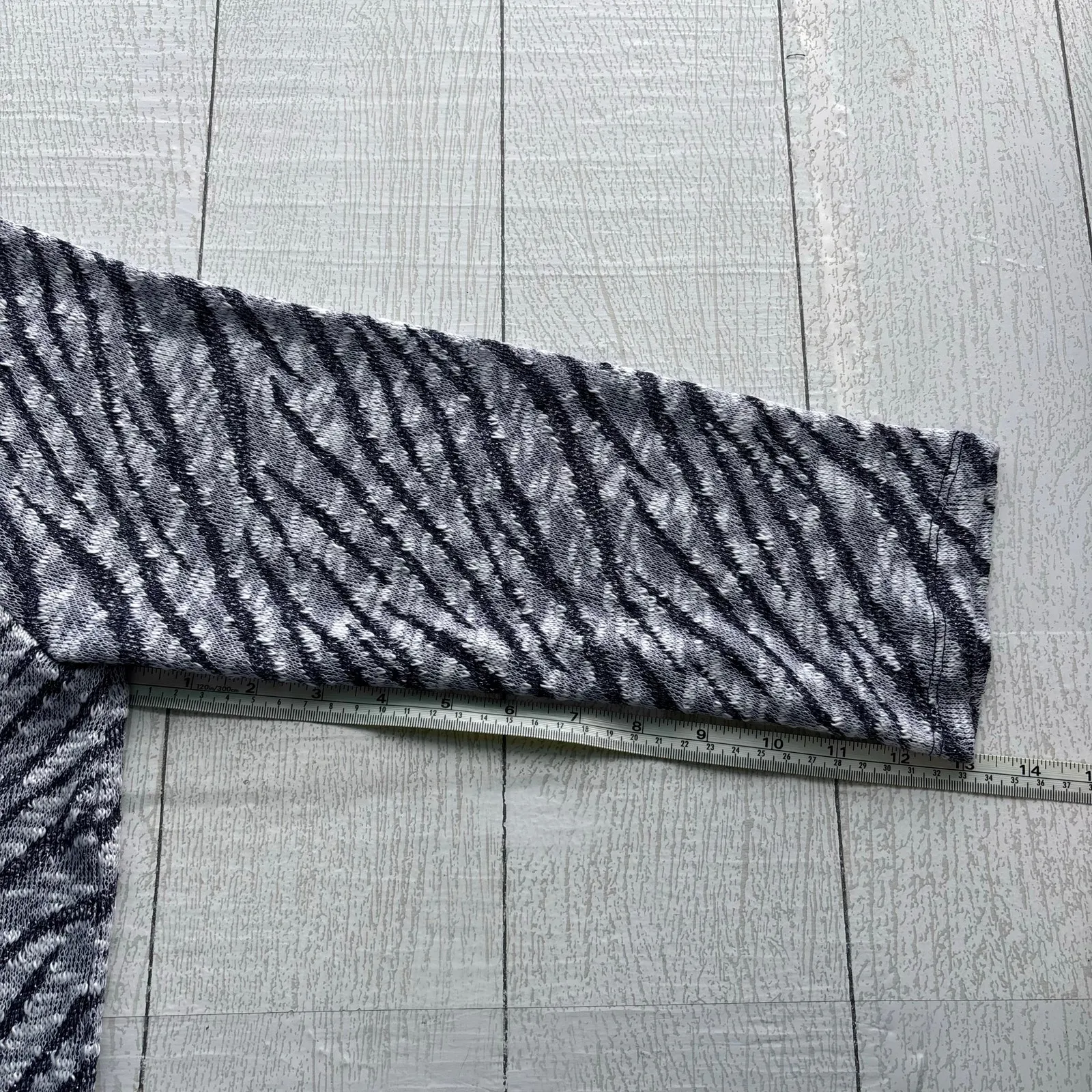 Gloria Vanderbilt Women’s Navy Blue Gray & White Knit Sweater Size L - Image 9