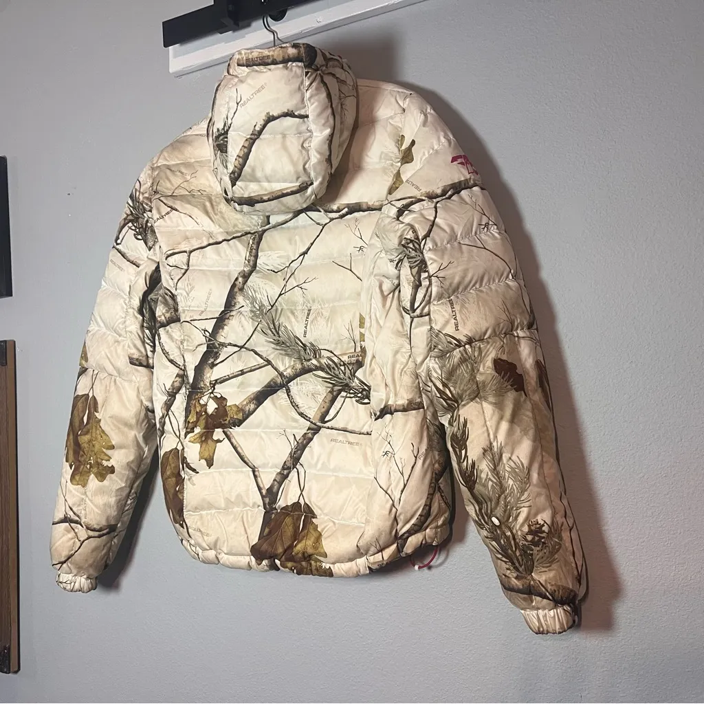FXR Outdoor Puff Jacket Coat Down Feather Filled Real Tree Camo Tan Pink Size 8 - Image 6