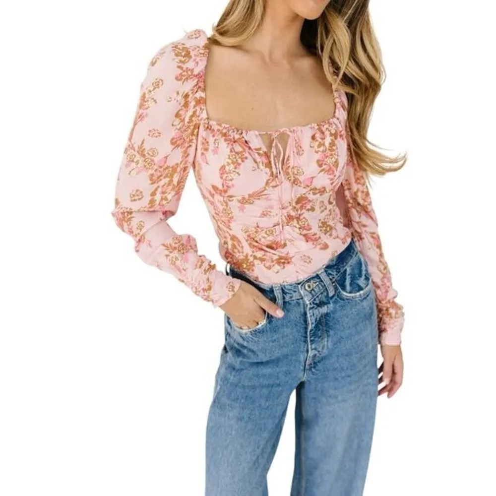 Free People Pink Floral Puff Sleeve Smocked Bust Tie Front Long Sleeve Top M - Image 2