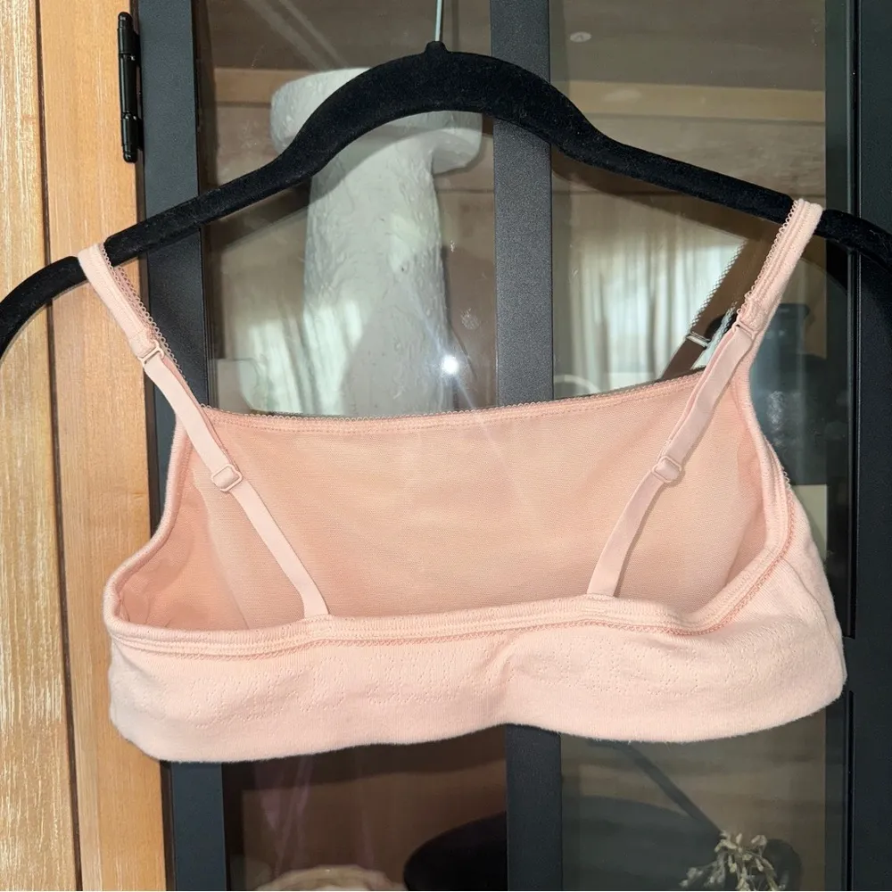 SKIMS logo pointelle bralette square neck adjustable peach knit quartz - Image 5
