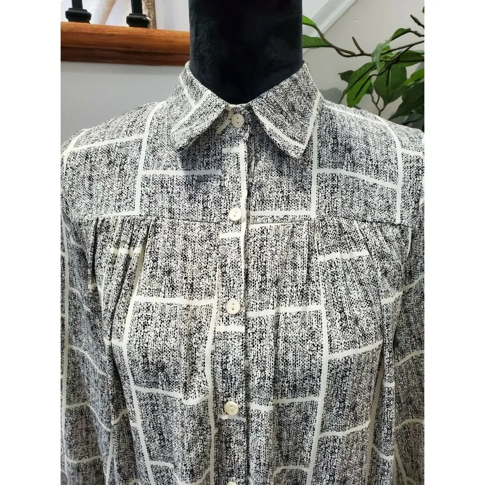 Boutique Freeway Women's Black & White Polyester Collared Long Sleeve Blouse S - Image 2