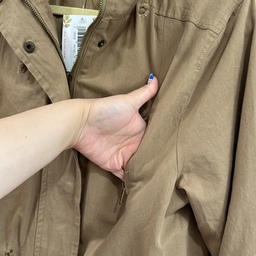 NWT cargo jacket Size L - Image 4