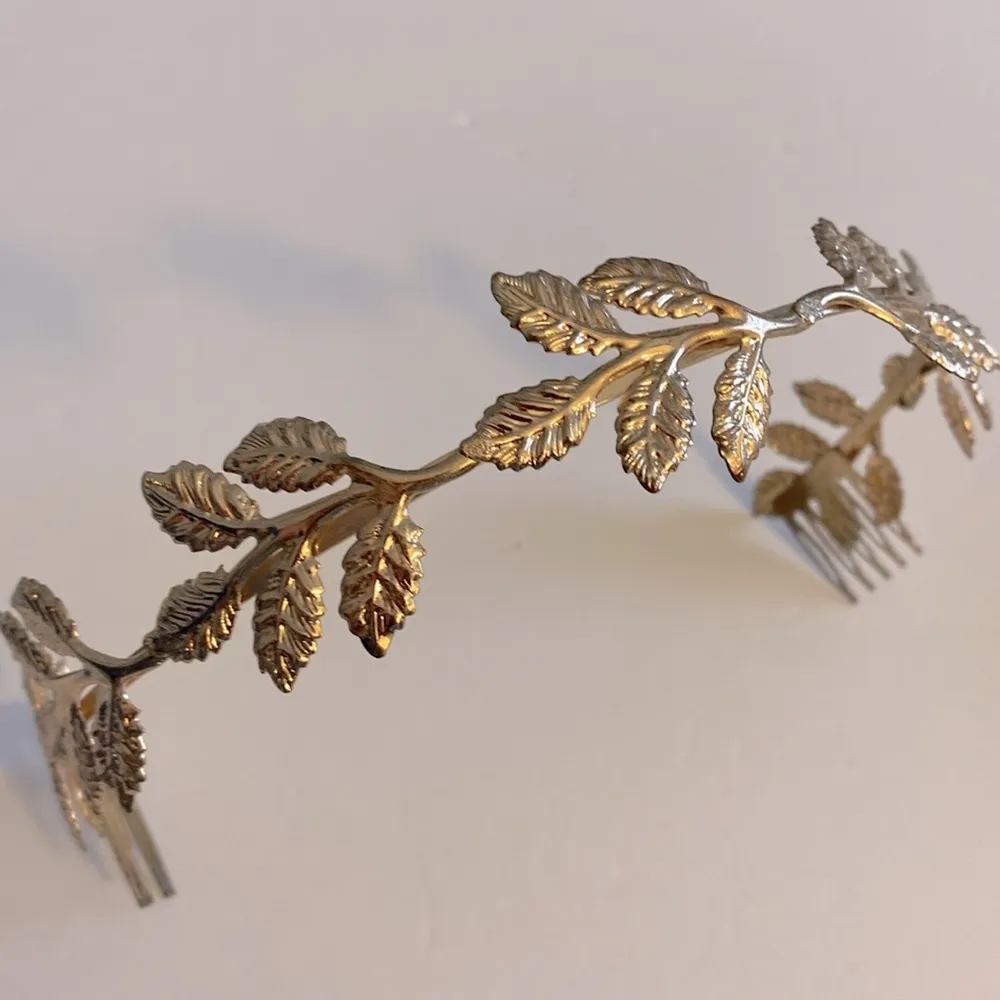 5 gold tone headbands - Image 4