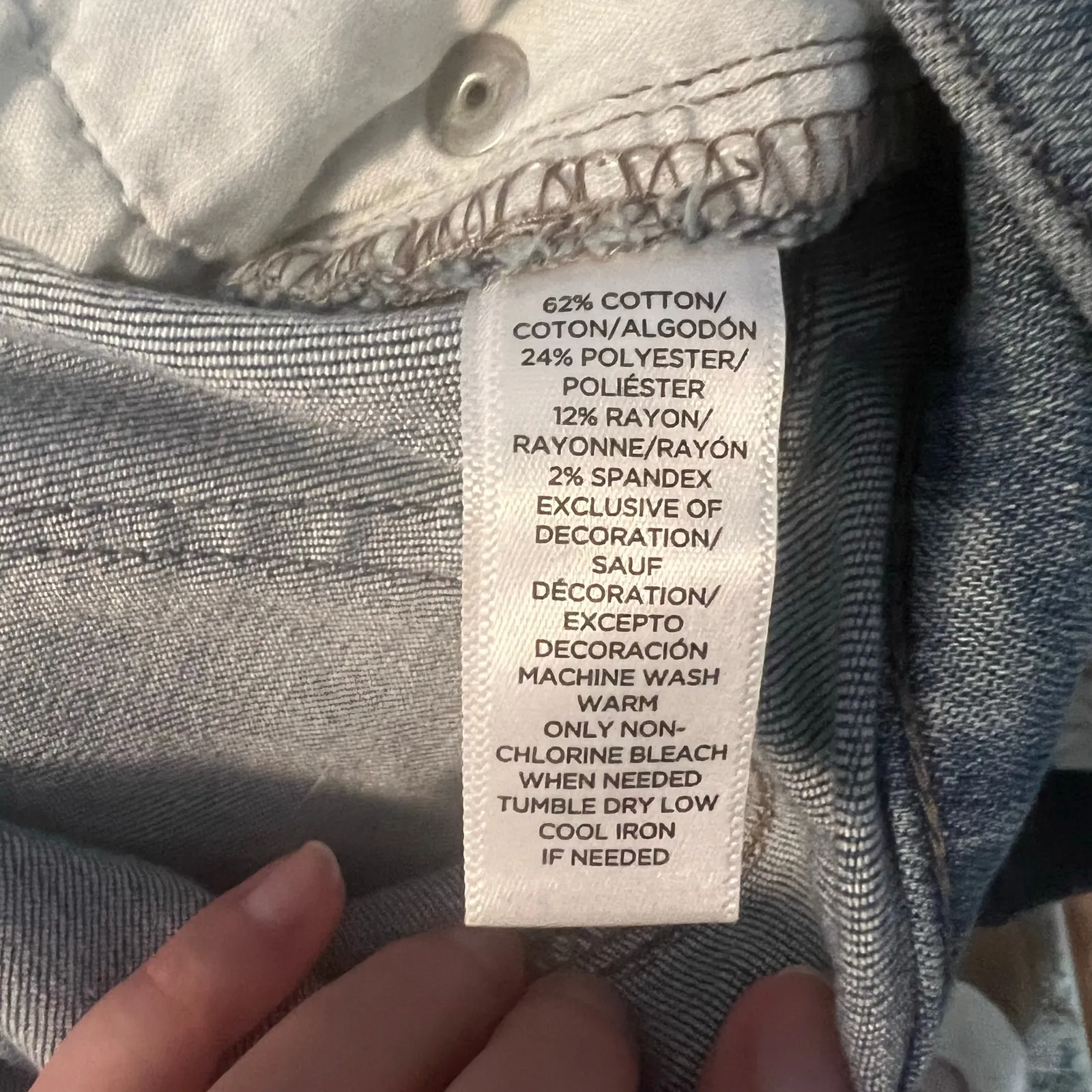 Loft Floral Embroidered Light Wash Modern Skinny Jeans sz 10 - Image 3