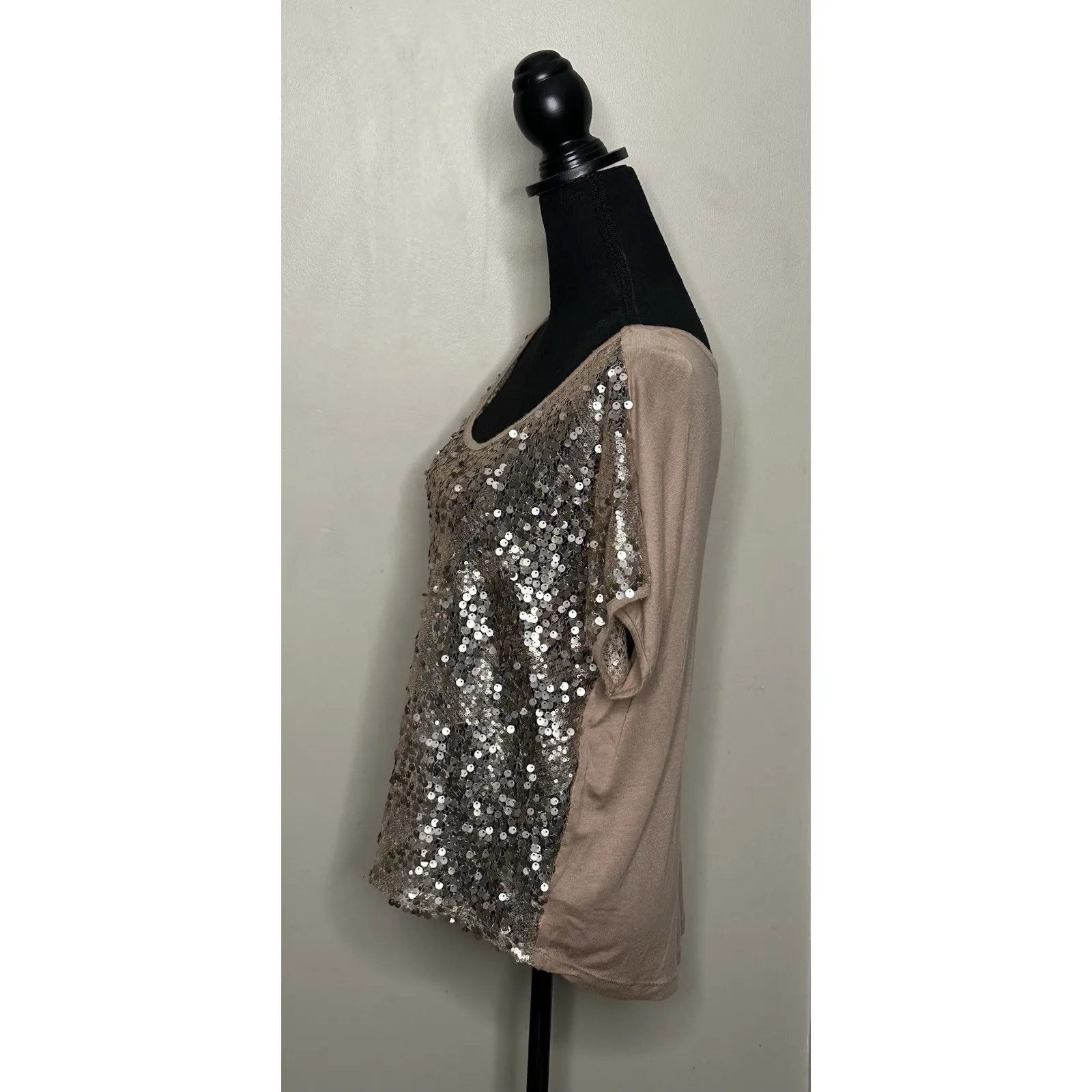 Charlotte Russe Champagne Gold Sequin Top Size Jr. Large - Image 5