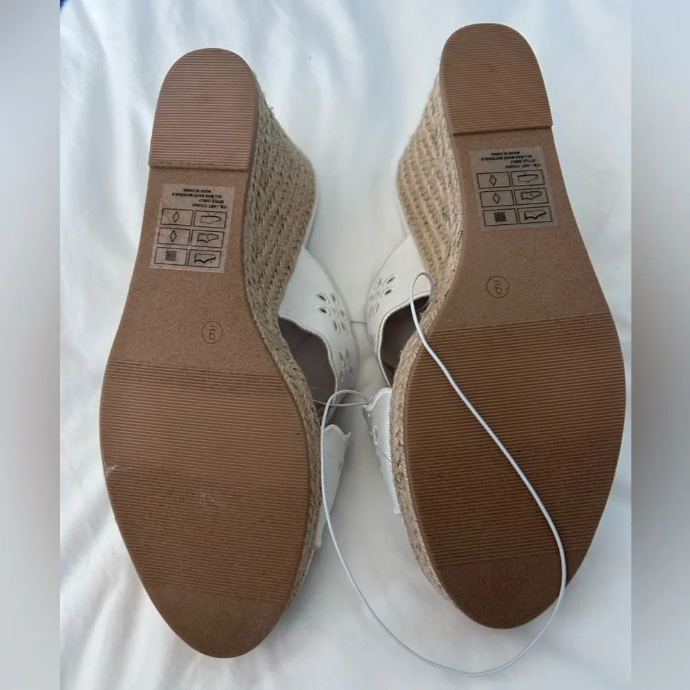 Draper James Women’s Wedge Emily, White, size 9, NWT - Image 2