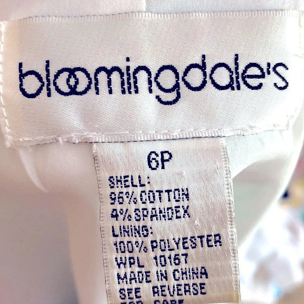 Bloomingdale’s Seersucker dress with matching blazer. Sky blue/ white. Size 6P. Blue - Image 9