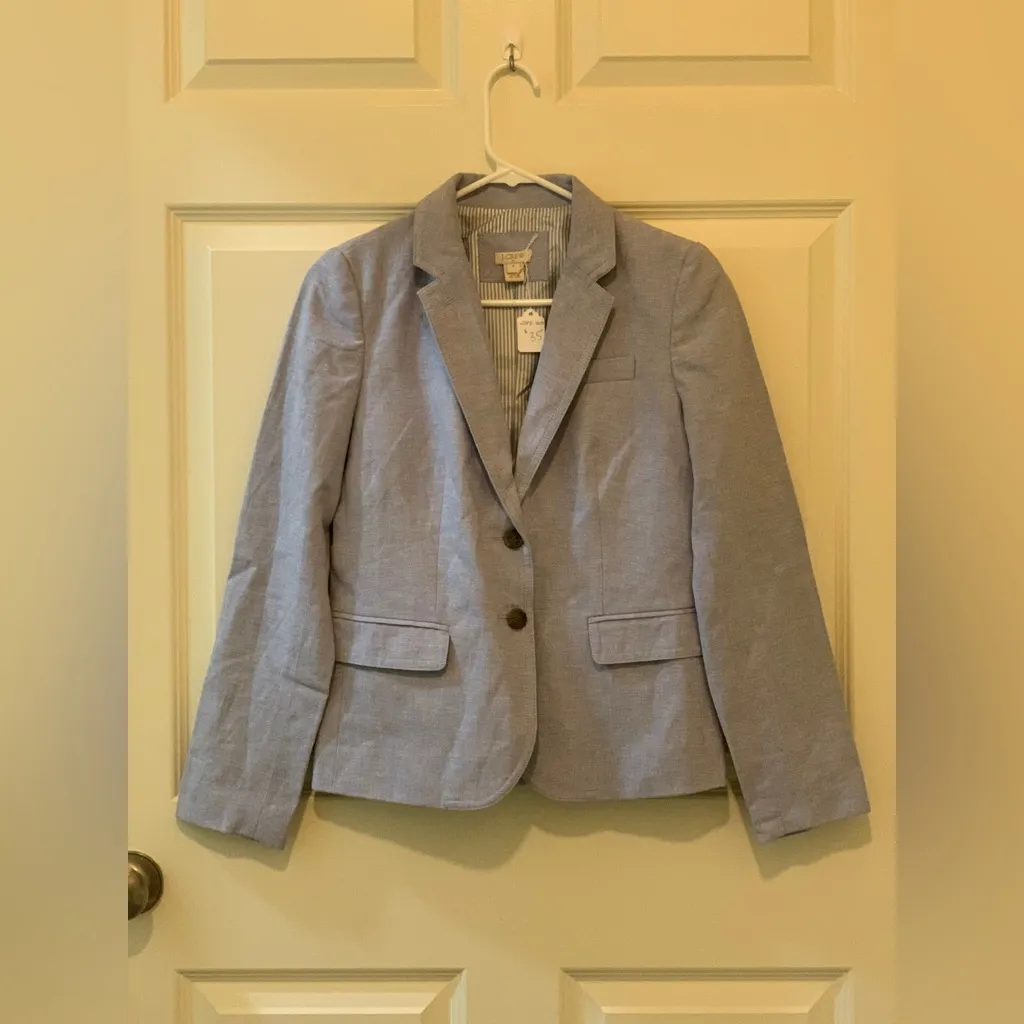 J Crew Women's Light Blue Linen Blend  Buttoned Blazer.   Size-2 - Image 2