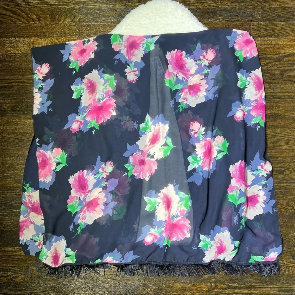 NWT Dressbarn Navy Blue Floral Kimono Cardigan - Image 7