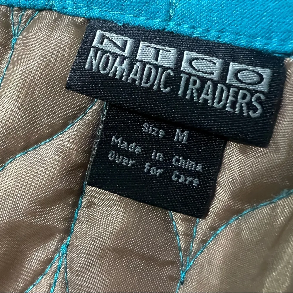 Nomadic Traders Quilted Vest size medium full zip Blue - Image 3