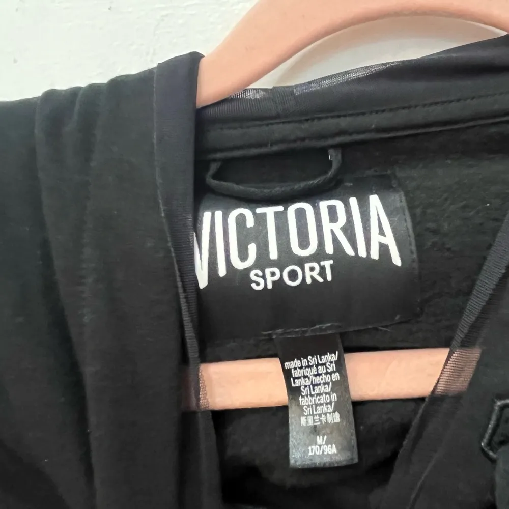 victoria secret sport black tunic sweatshirt with hood size medium - Image 4