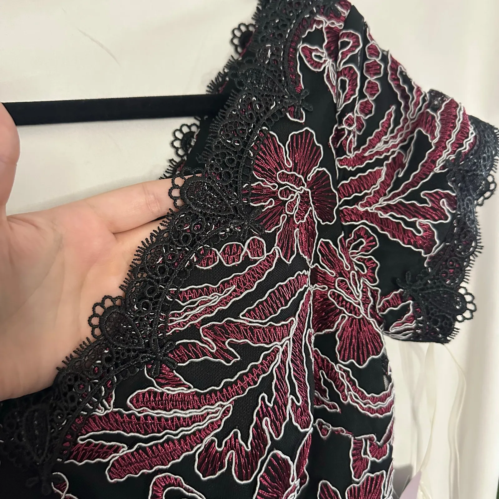 JS Collections Wine Embroidered V-Neck Floral Midi Dress Black Size 4 NWT - Image 9