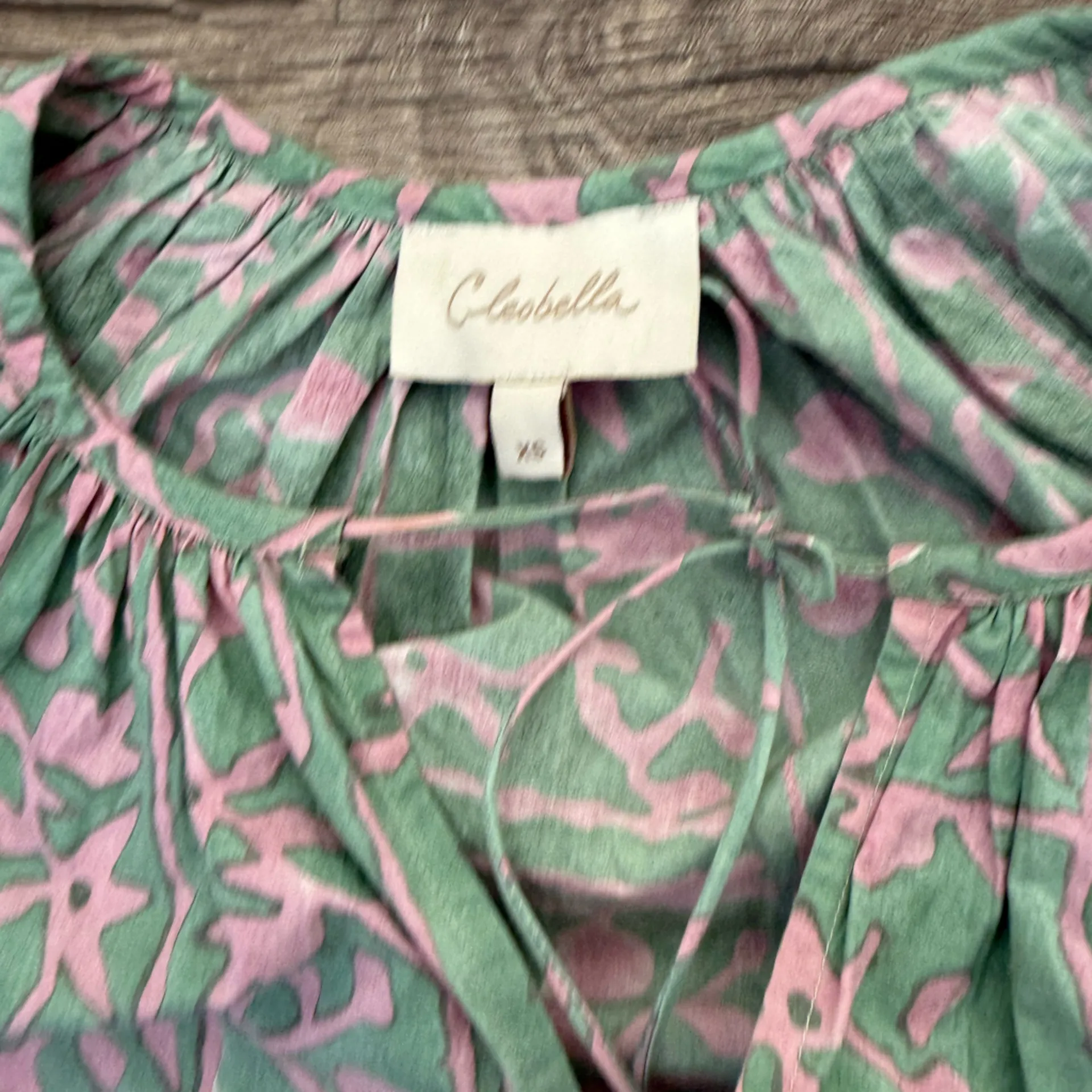 CLEOBELLA Whitley Ruffle‎ Sleeve Button Front Split V-neck Tie Boho Blouse XS - Image 9