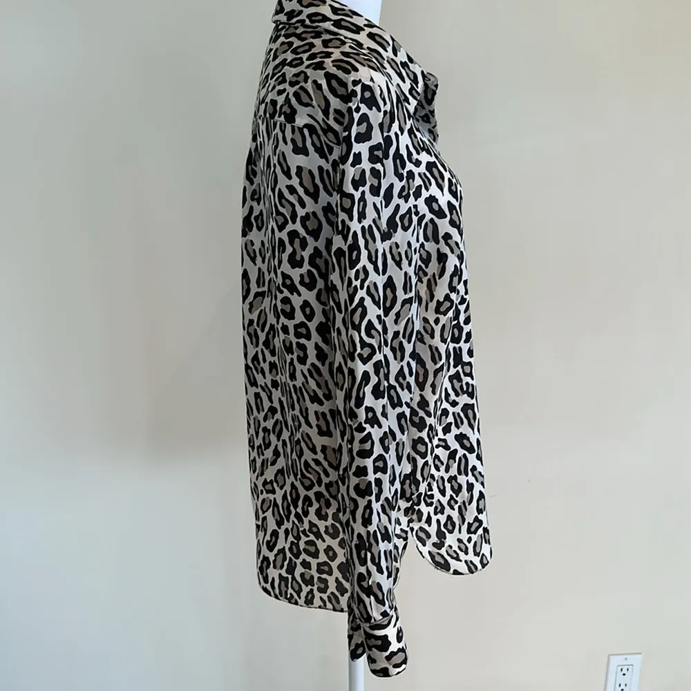 Theory Leopard Print Silk Button Up Shirt Size Medium - Image 8