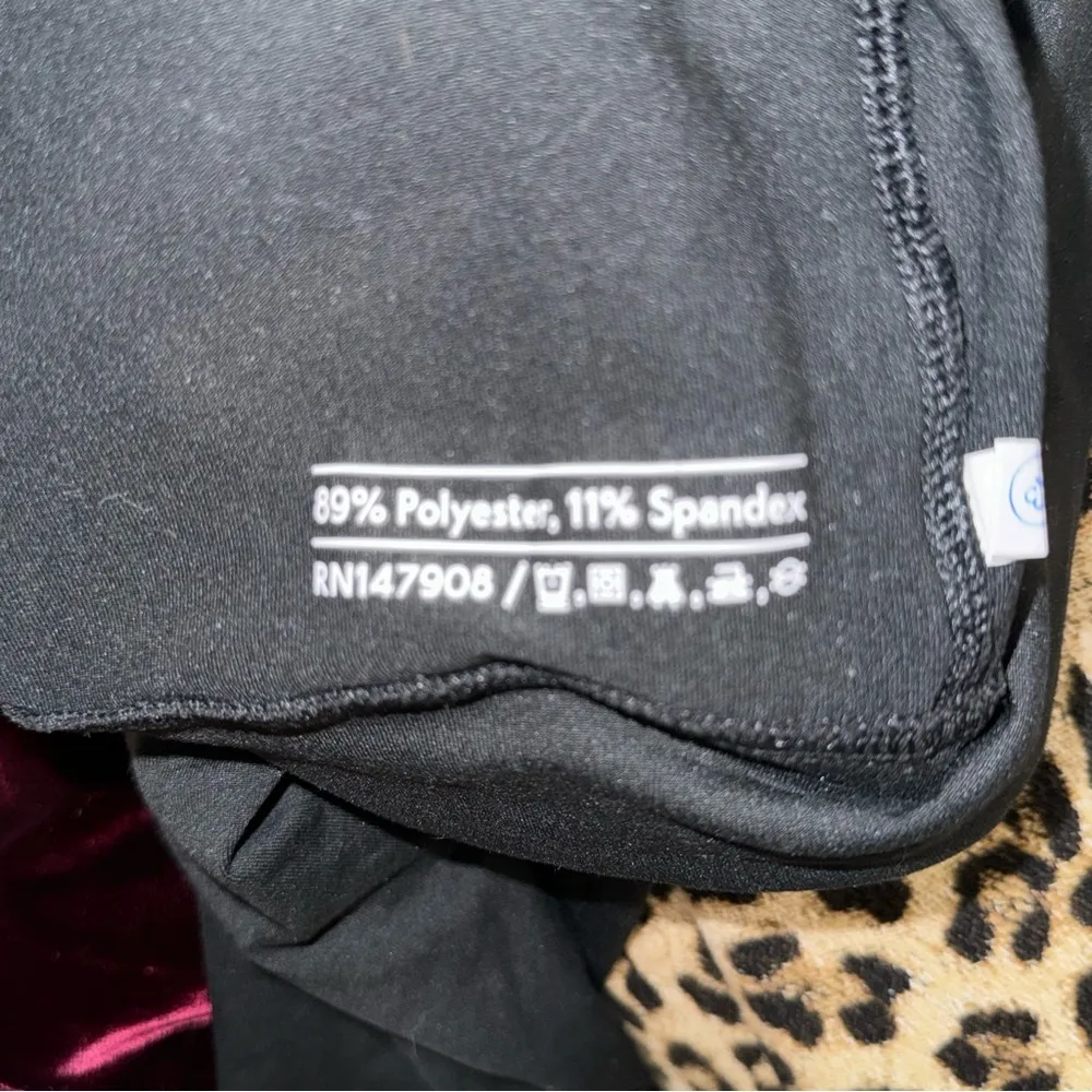 Outdoor Voices Everyday Long Sleeve T-Shirt Black Size Medium - Image 4