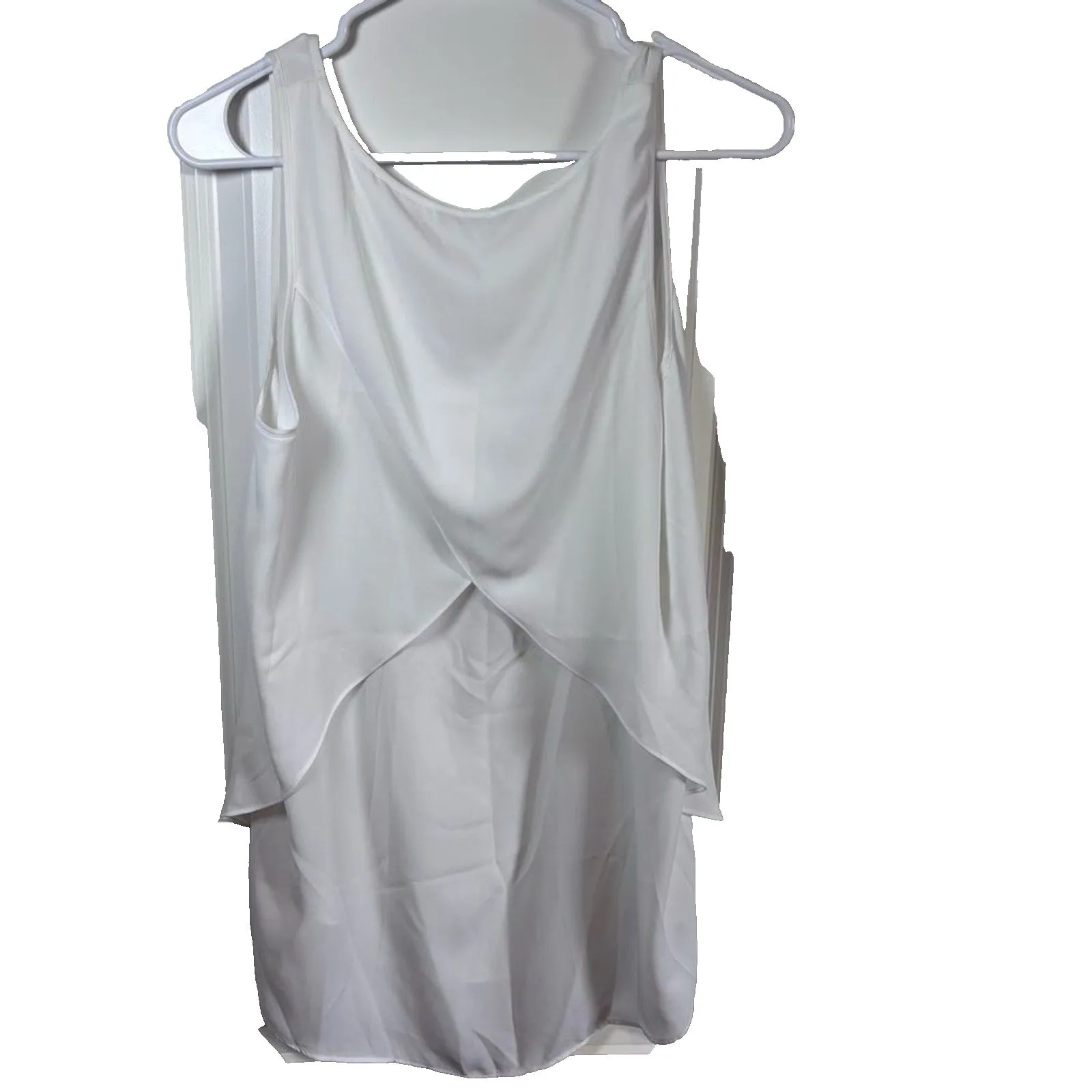 Banana Republic White Back Draped Cowl Neck Sleeveless Layered Hi- Low Top M - Image 4