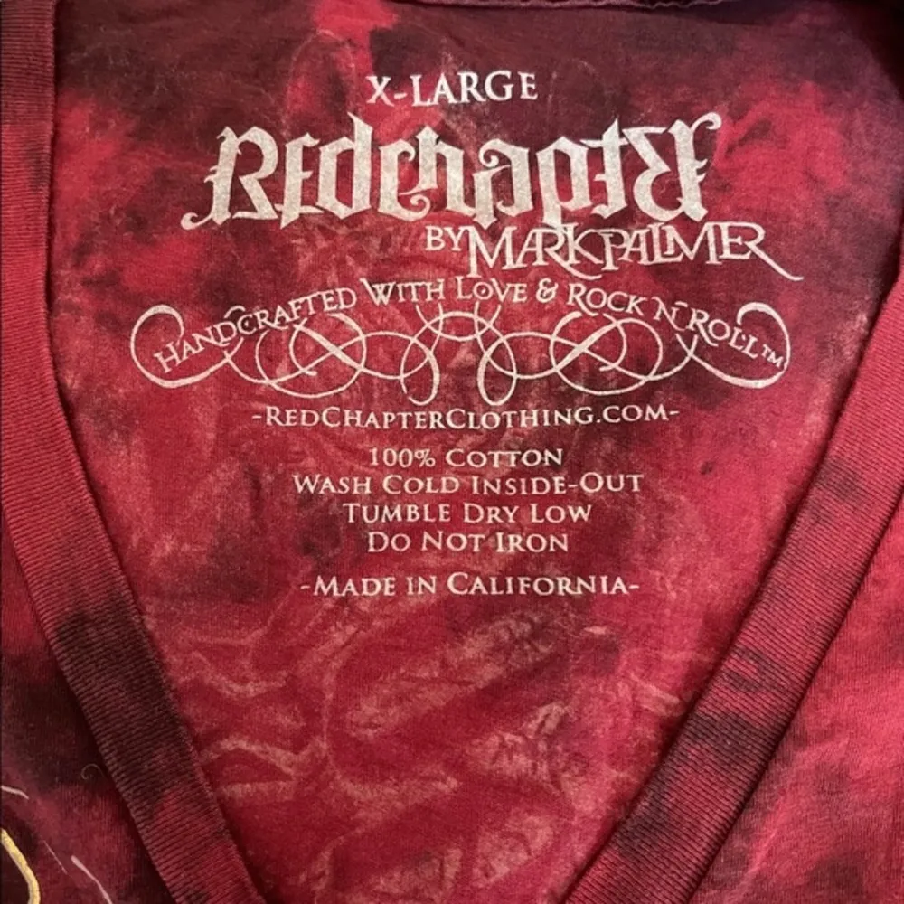 Red Chapter Red Graphic V - Image 2