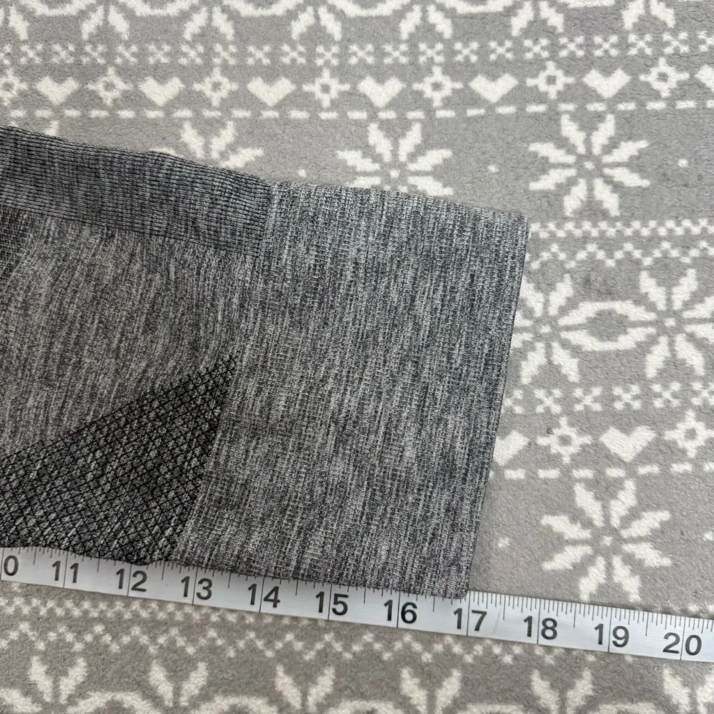 Lululemon Seamlessly Street Crop Heathered Black‎ Size 8 - Image 11