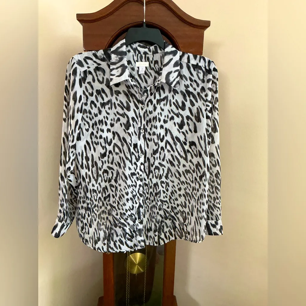 Elegant CHICO’S long sleeve blouse🌷🌷 - Image 2