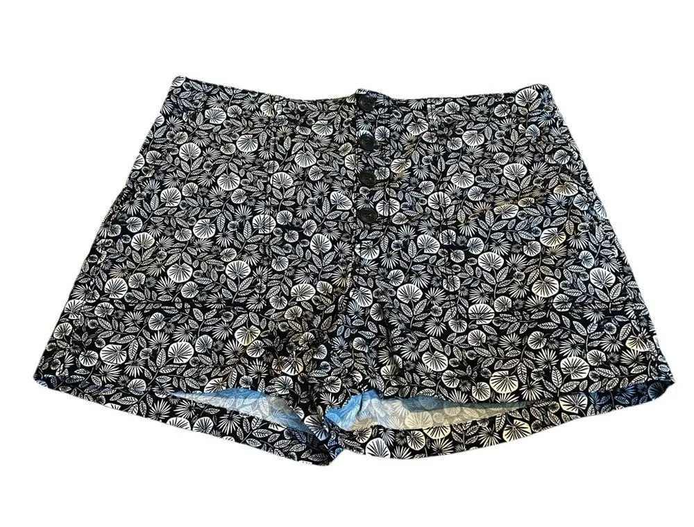 LOFT palm leaf button front shorts - Image 4