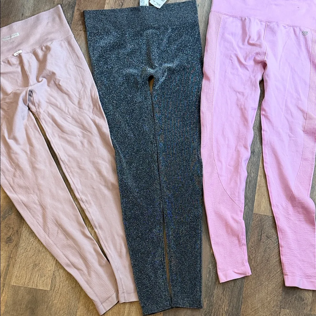 Forever 21 Set of Three Leggings in Pink and Black silver sparkly all new Sz M - Image 6