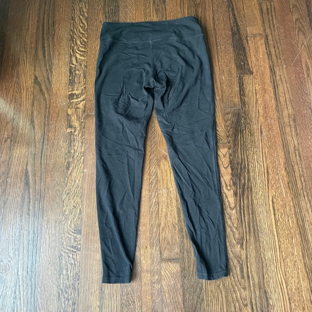GapFit performance cotton black leggings - Image 3